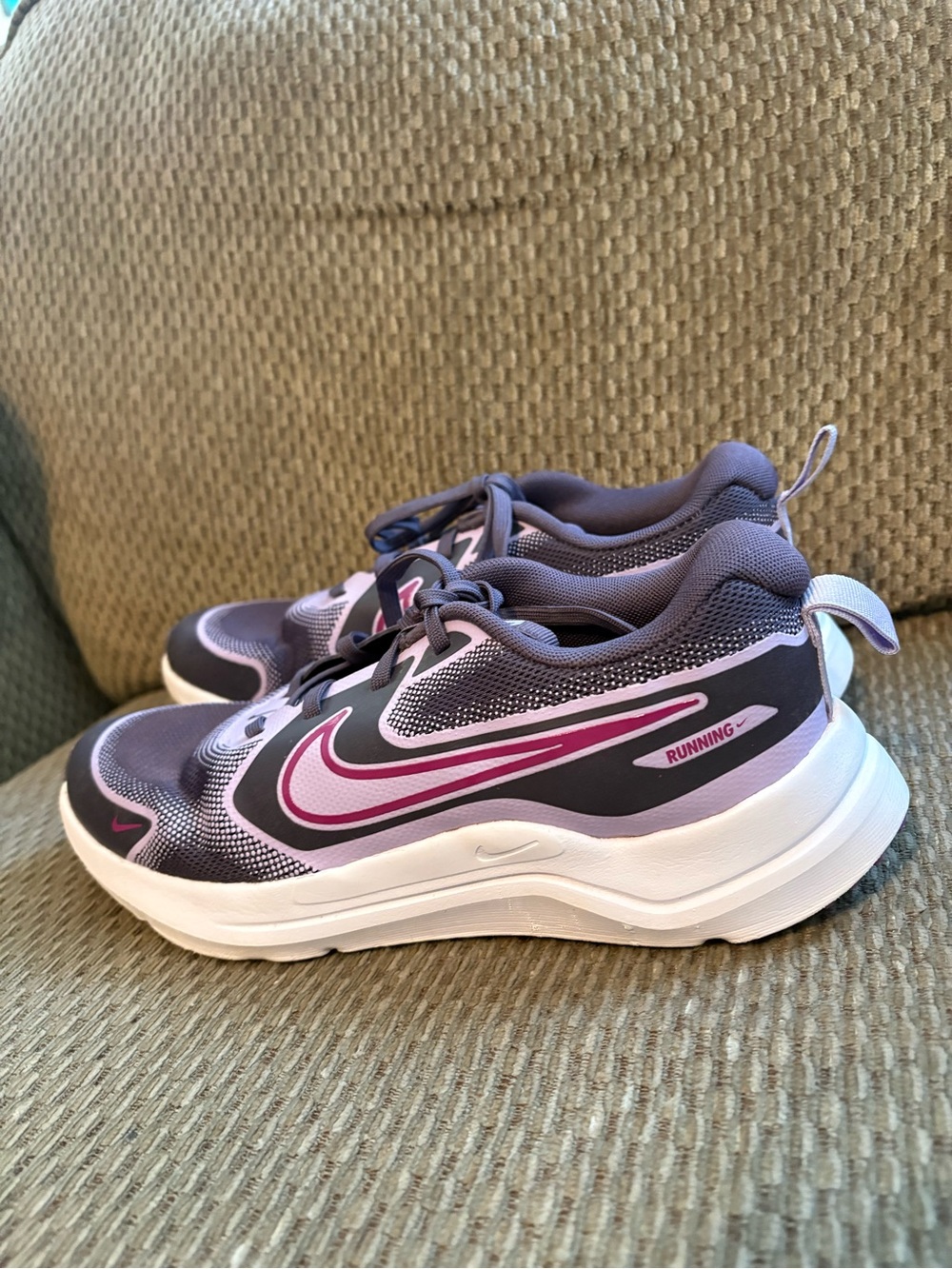 Nike youth Running Sneakers